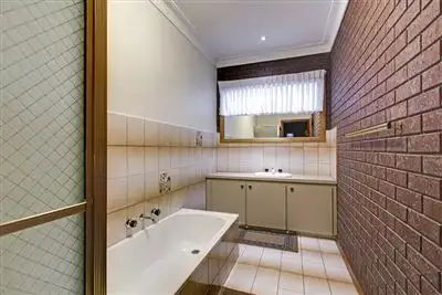Seventh view of Homely house listing, 2 Chantal Close, Thomastown VIC 3074