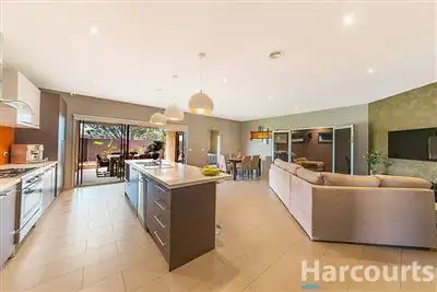 Fifth view of Homely house listing, 29 Ferndown Drive, Cranbourne VIC 3977