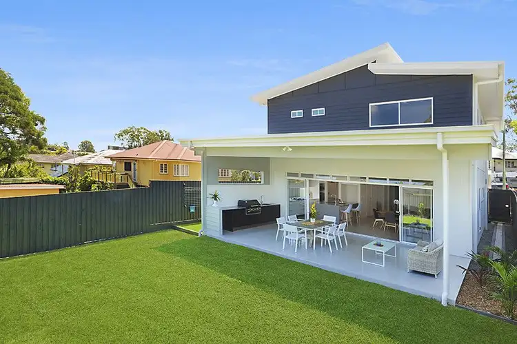 6 Crescent Avenue, Enoggera QLD 4051