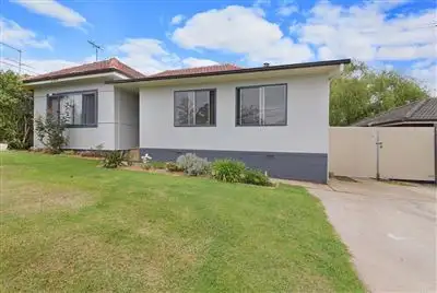 63 Bradbury Avenue, Campbelltown NSW 2560