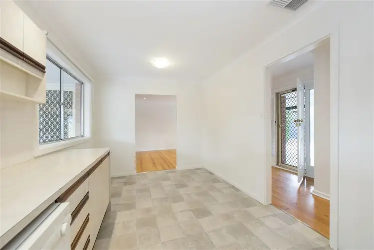 Sixth view of Homely house listing, 5 Ajax Court, Para Vista SA 5093