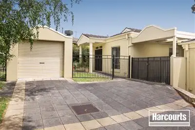 4/58 Peel Street, Berwick VIC 3806