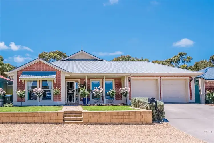 24 Wishart Crescent, Encounter Bay SA 5211
