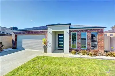 150 Canadian Lakes Boulevard, Canadian VIC 3350
