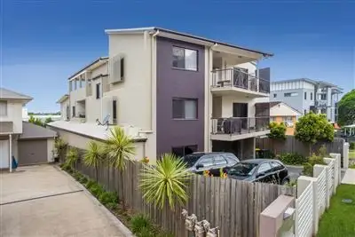 Main view of Homely unit listing, 2/9 Alice Street, Kedron QLD 4031