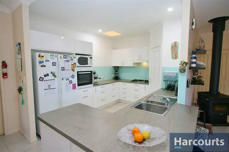 14 Cobea Crt, Bongaree QLD 4507
