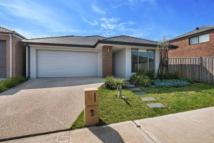 71 Mclachlan Drive, Williams Landing VIC 3027