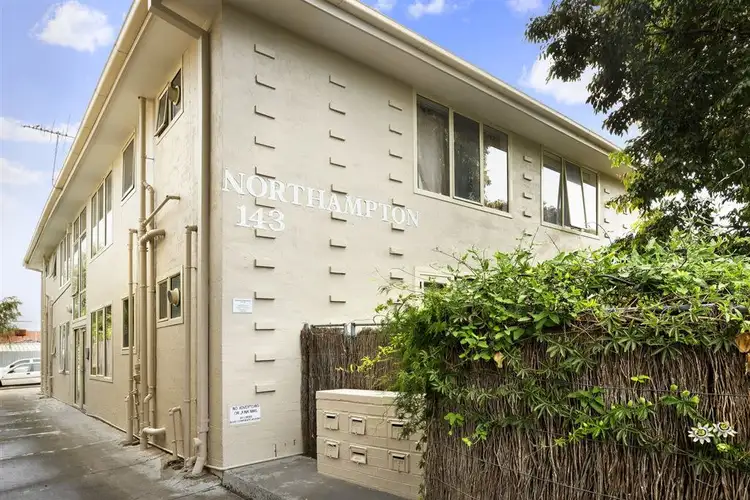1/143 Smith Street, Thornbury VIC 3071