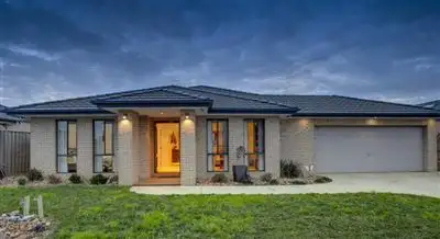 Main view of Homely house listing, 8 Howe Way, Cranbourne East VIC 3977
