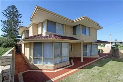 50A Halls Head Parade, Halls Head WA