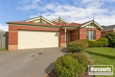 5 St Mellion Court, Cranbourne VIC