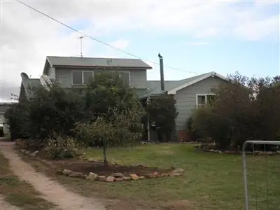 24 Churchill Street, Avoca TAS 7213