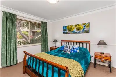 Sixth view of Homely unit listing, 8/33 Paddington Court, Bibra Lake WA 6163