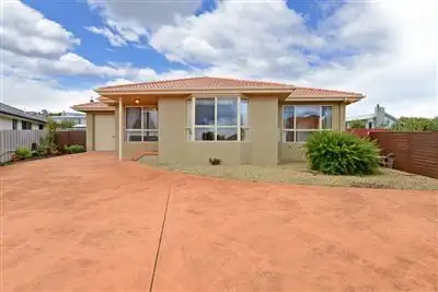 Main view of Homely unit listing, 2/21 Paige Court, Warrane TAS 7018