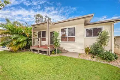 25 Gidya Ave, Bongaree QLD 4507