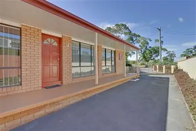 62 North Terrace, Lauderdale TAS