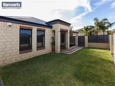 31 Tableland Way, Carramar WA 6031