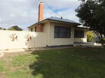 40 Walker Street, Donald VIC 3480