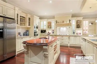 Fourth view of Homely house listing, 8 Lake Park Court, Lysterfield South VIC 3156
