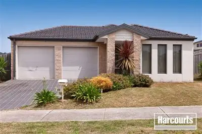 11 Hollington Way, Berwick VIC 3806
