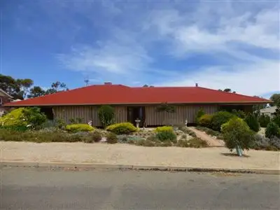 37 Grove Street, Peterborough SA