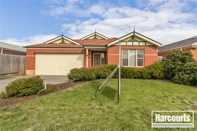 Second view of Homely house listing, 5 St Mellion Court, Cranbourne VIC