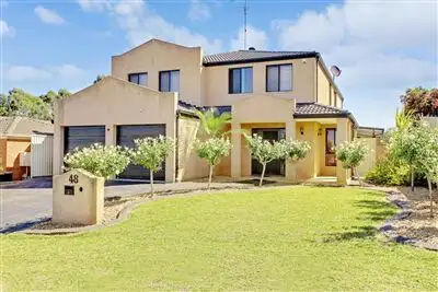 48 Archibald Crescent, Rosemeadow NSW 2560