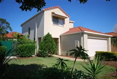 40 Marble Arch Place, Arundel QLD 4214