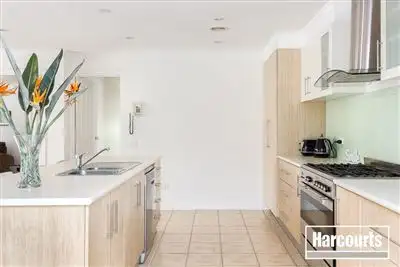 Fourth view of Homely house listing, 18 Tyntynder Close, Berwick VIC 3806