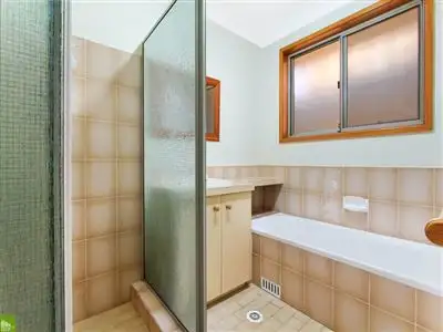 Fifth view of Homely house listing, 9 Clarence Court, Berkeley NSW 2506