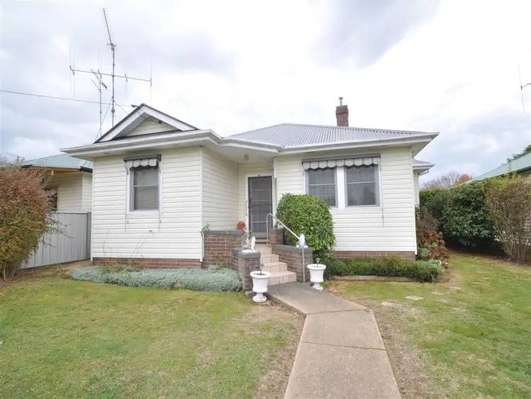 Main view of Homely house listing, 10 Wade Street, Crookwell NSW 2583