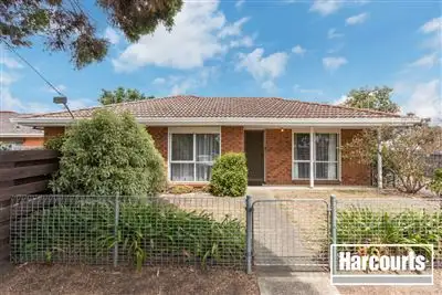 Main view of Homely unit listing, 1/8 Lyall Street, Cranbourne VIC 3977