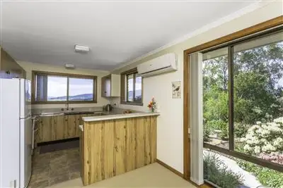 Fifth view of Homely unit listing, 2/15 Hedley Street, Scottsdale TAS 7260