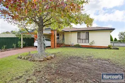 8 Macleay Street, Bradbury NSW 2560