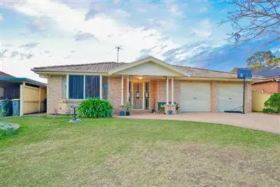 11 Farmhouse Place, Currans Hill NSW 2567