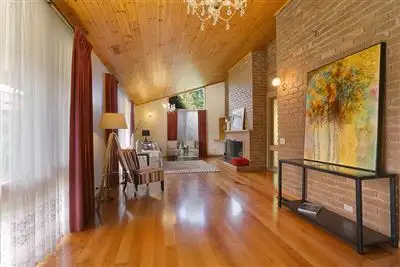 Second view of Homely house listing, 11 Brentleigh Court, Vermont South VIC 3133