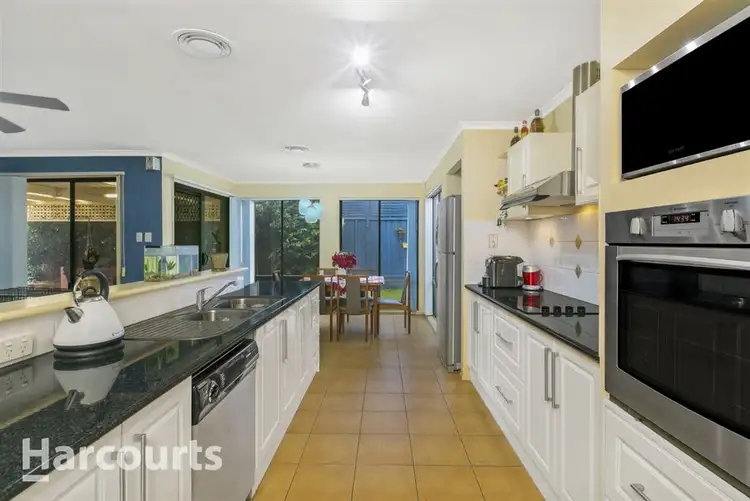 16 Ashford Circuit, Currans Hill NSW 2567