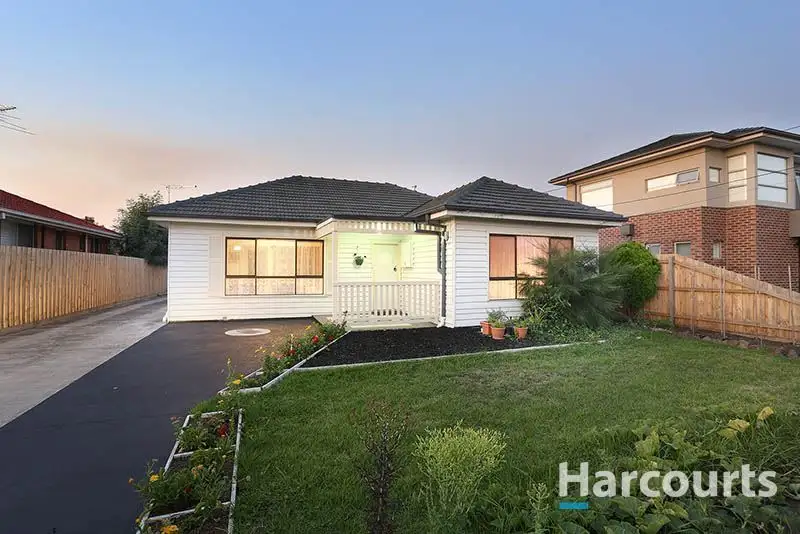 Main view of Homely unit listing, 1/118 Messmate Street, Lalor VIC 3075