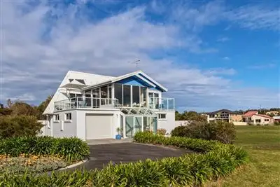 44 Shearwater Esplanade, Shearwater TAS 7307