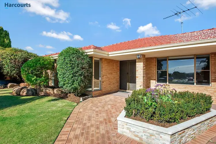 11 Grange Court, Kingsley WA 6026