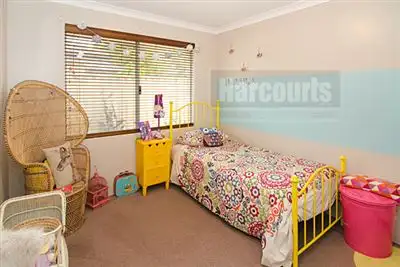 Sixth view of Homely house listing, 9 Crouchley Court, Broadwater WA 6280
