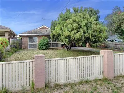 53 Tarwarri Avenue, Rosebud West VIC 3940