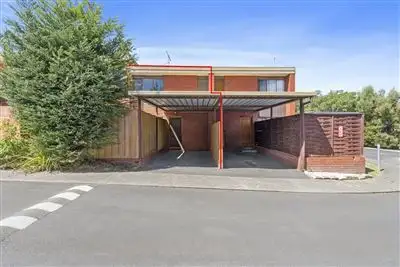 9/2 Clifford Court, Howrah TAS 7018