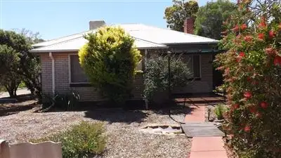 23 James Street, Kellerberrin WA 6410