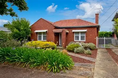 14 Dinwoodie Avenue, Clarence Gardens SA 5039