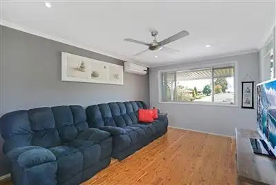 Second view of Homely house listing, 4 Oak Place, Bradbury NSW 2560