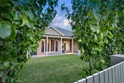 Third view of Homely house listing, 548 Hanel Street, Albury NSW 2640