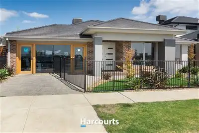 Main view of Homely house listing, 18 Fintona Crescent, Cranbourne West VIC 3977