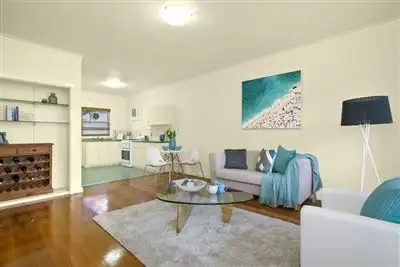 3/5 Barkly Street, Mornington VIC 3931