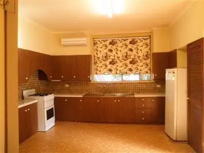 Fifth view of Homely house listing, 4 Phillips Street, Kaniva VIC 3419